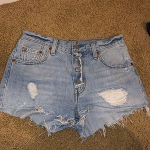 levi 501 shorts
